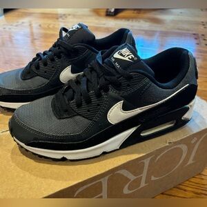 Men’s Nike Air Max (Black)